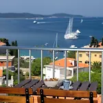 About The Sea - Riviera House Near The Center Of Hvar 4*