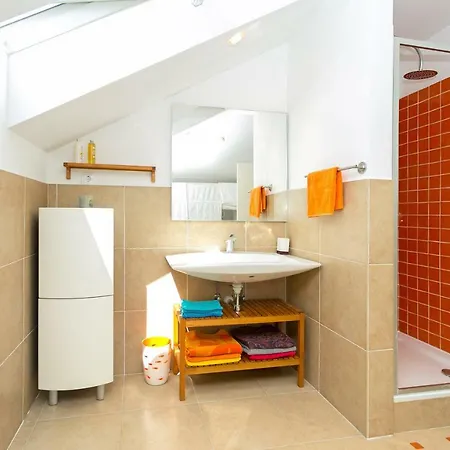 About The Sea - Riviera House Near The Center Of Hvar Pensión