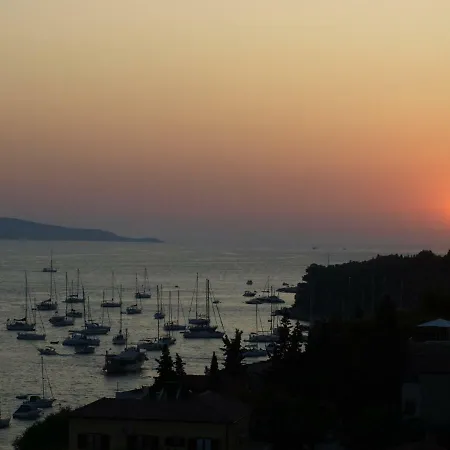 Pensión About The Sea - Riviera House Near The Center Of Hvar Hvar Town