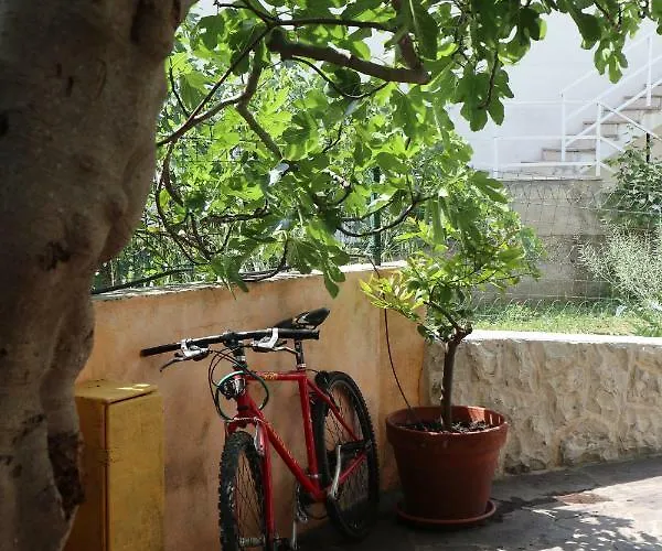 Gasthuis About The Sea - Riviera House Near The Center Of Hvar 4*