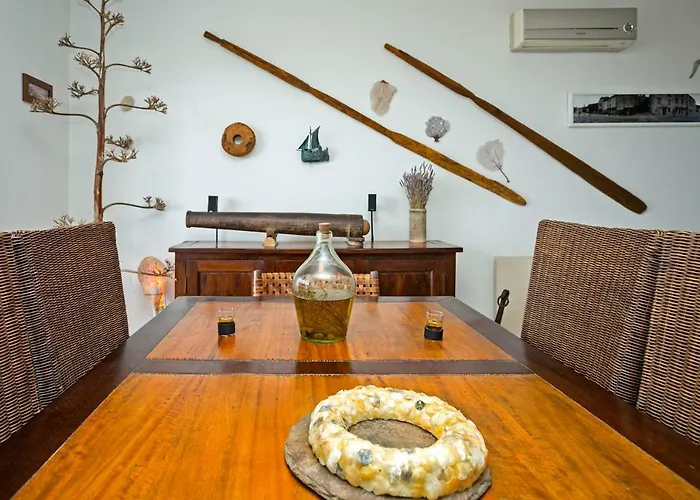 About The Sea - Riviera House Near The Center Of Hvar 4*