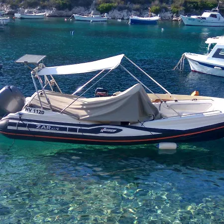 About The Sea - Riviera House Near The Center Of Hvar 4*