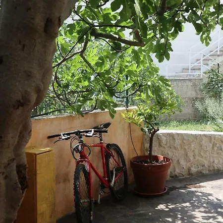 Casa de hóspedes About The Sea - Riviera House Near The Center Of Hvar 4*